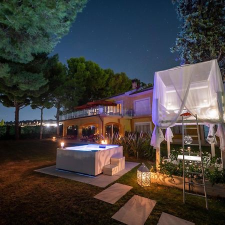 Tra Gli Alberi E Il Mare Bed & Breakfast Sirolo Luaran gambar