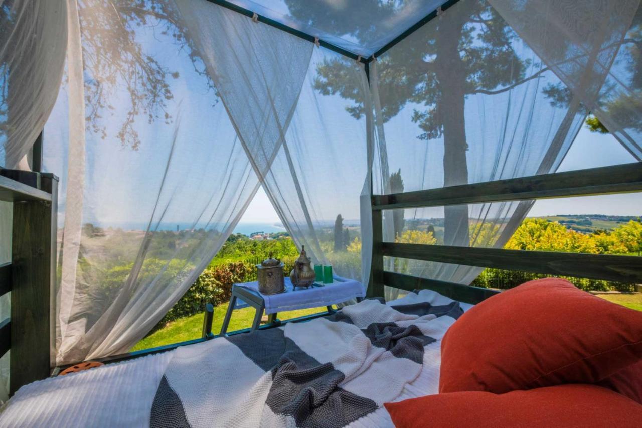 Tra Gli Alberi E Il Mare Bed & Breakfast Sirolo Luaran gambar
