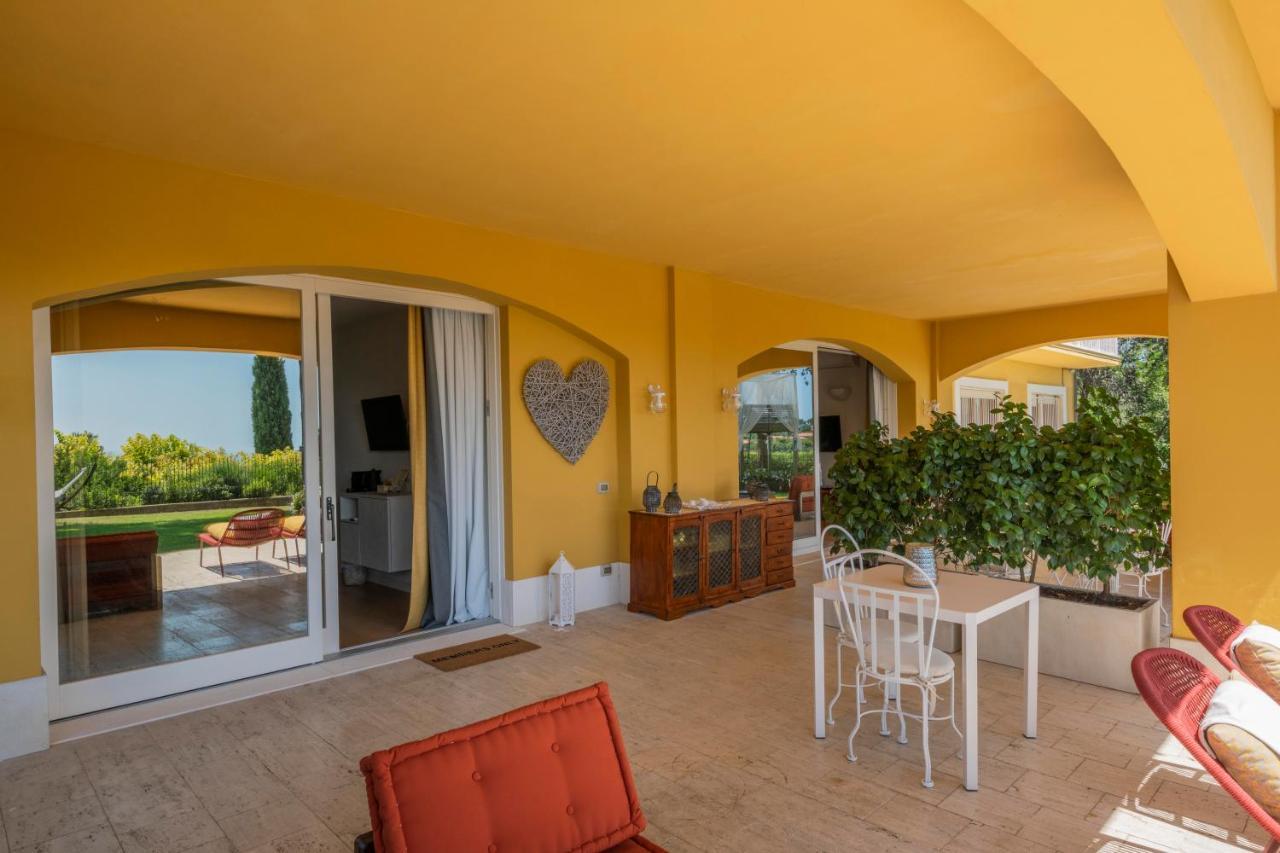 Tra Gli Alberi E Il Mare Bed & Breakfast Sirolo Luaran gambar