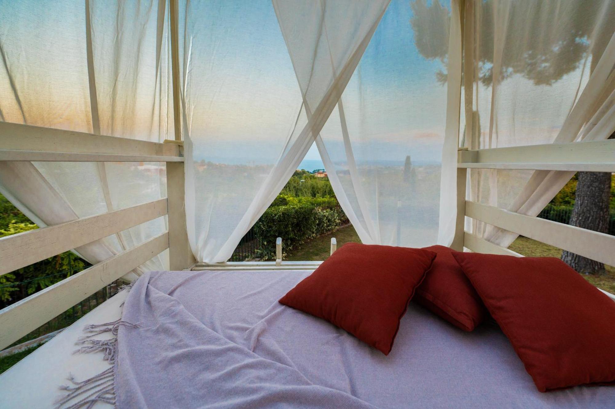 Tra Gli Alberi E Il Mare Bed & Breakfast Sirolo Luaran gambar